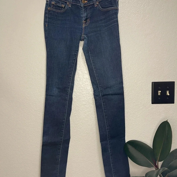 JBrand Dark Wash Low Rise Pencil Split Leg Size 27 - Picture 4 of 9